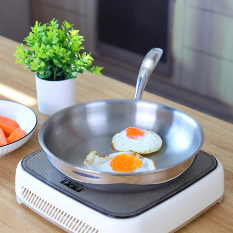 Chảo Inox Cạn Lòng Nanomax Seka 24cm SK8024 28cm SK8028 Đáy Từ 3 Lớp Công Nghệ Nano Nhiệt Lạnh - Hàng Chính Hãng