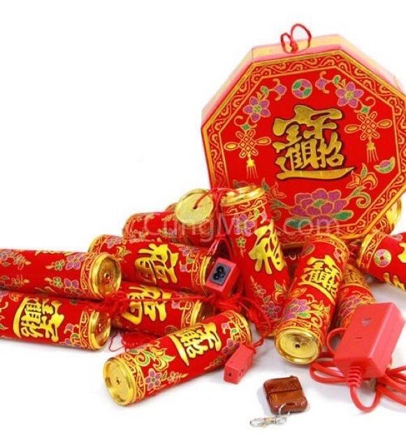 TRANG TRÍ NGÀY TẾT CÓ REMOTE 2 MÉT 4 LOA CÓ REMOTE