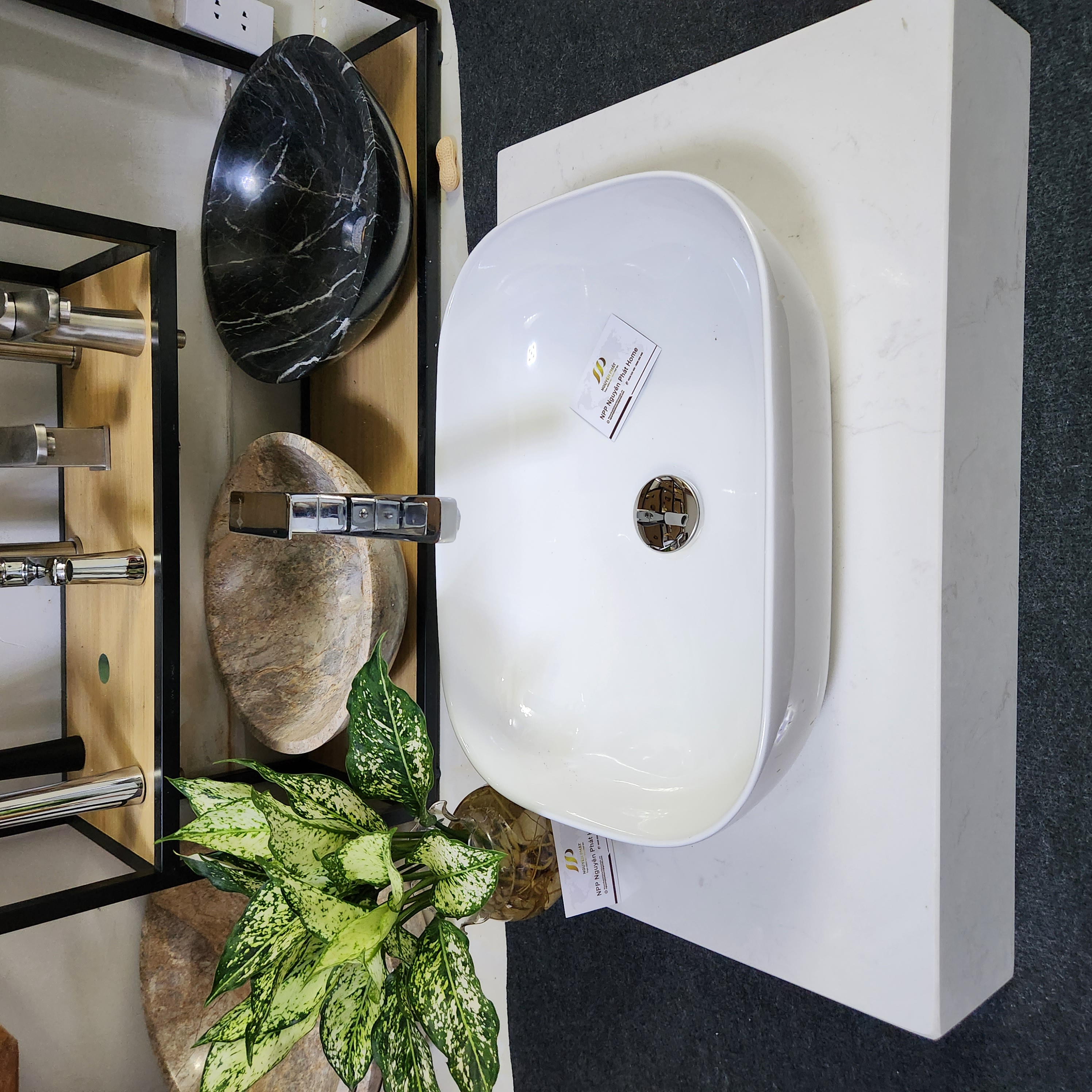 Lavabo sứ đặt bang nano tuyết cao cấp