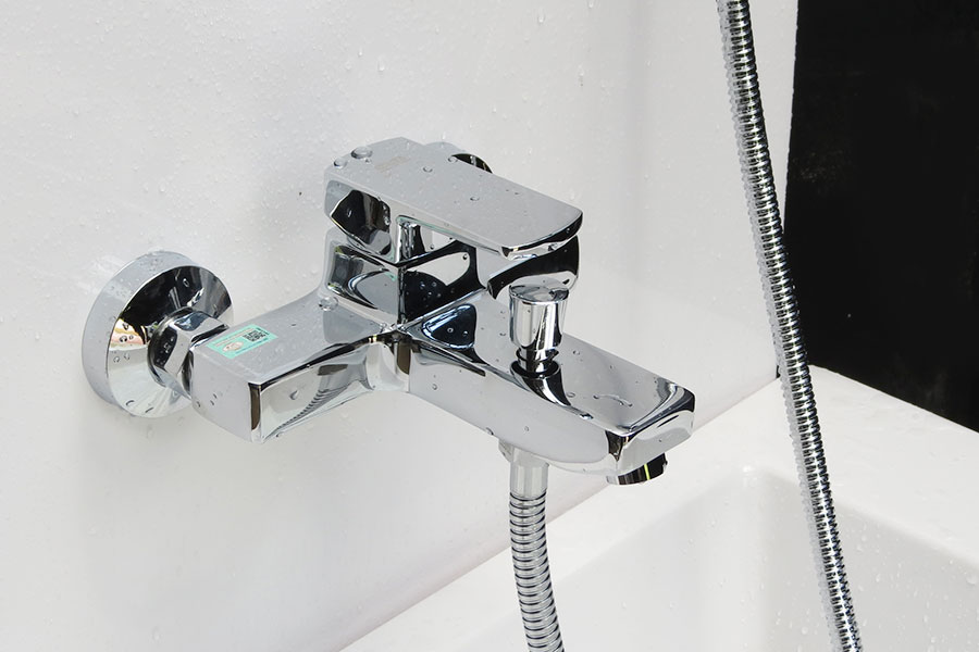 Bộ Vòi Sen Nóng Lạnh Đồng Mạ Chrome Eurolife EL-DAISY 01