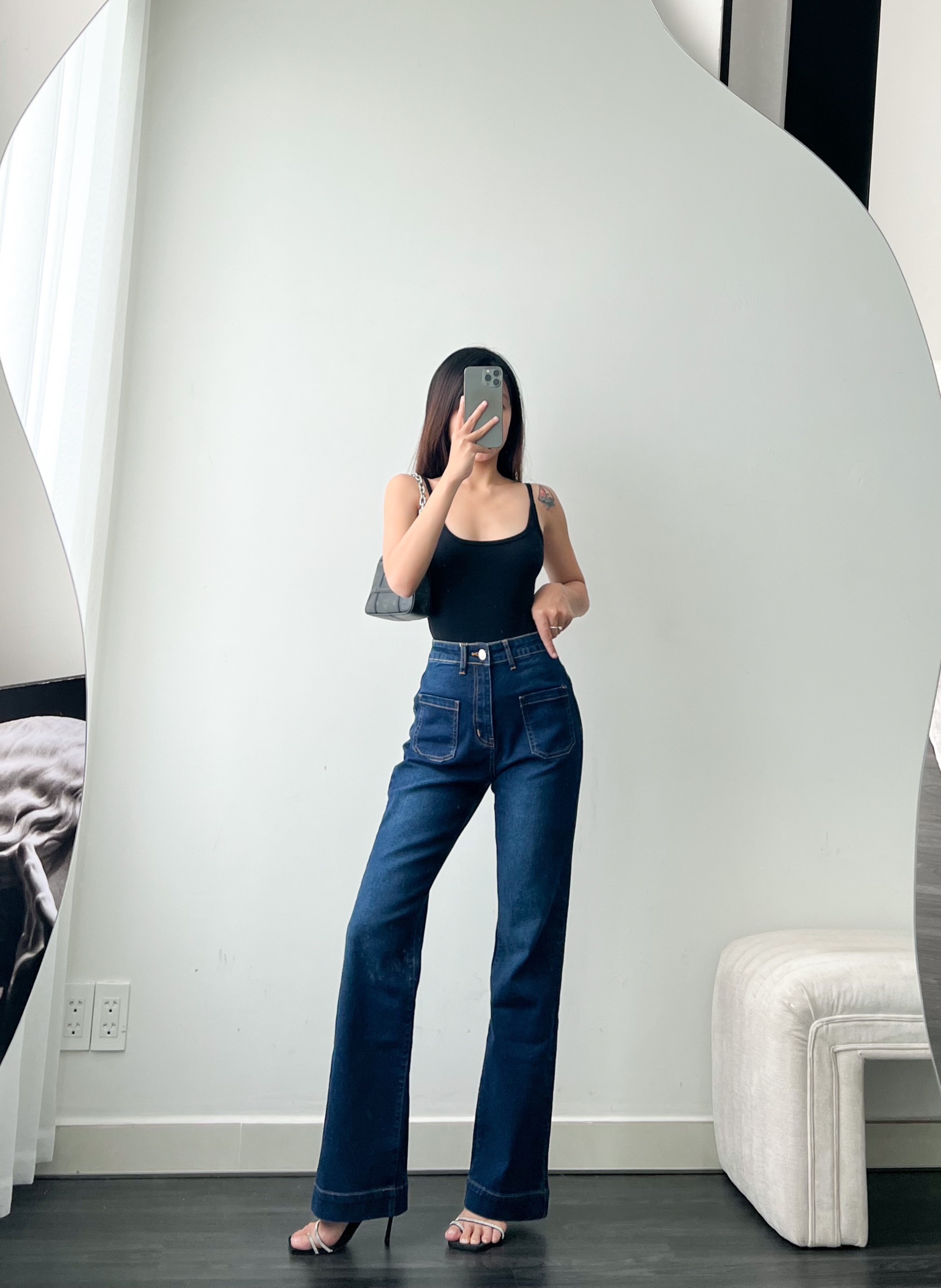 Quần Ống Loe HQJeans Dáng Suông Rộng Mẫu Thiết Kế Mới Nhất HQ98