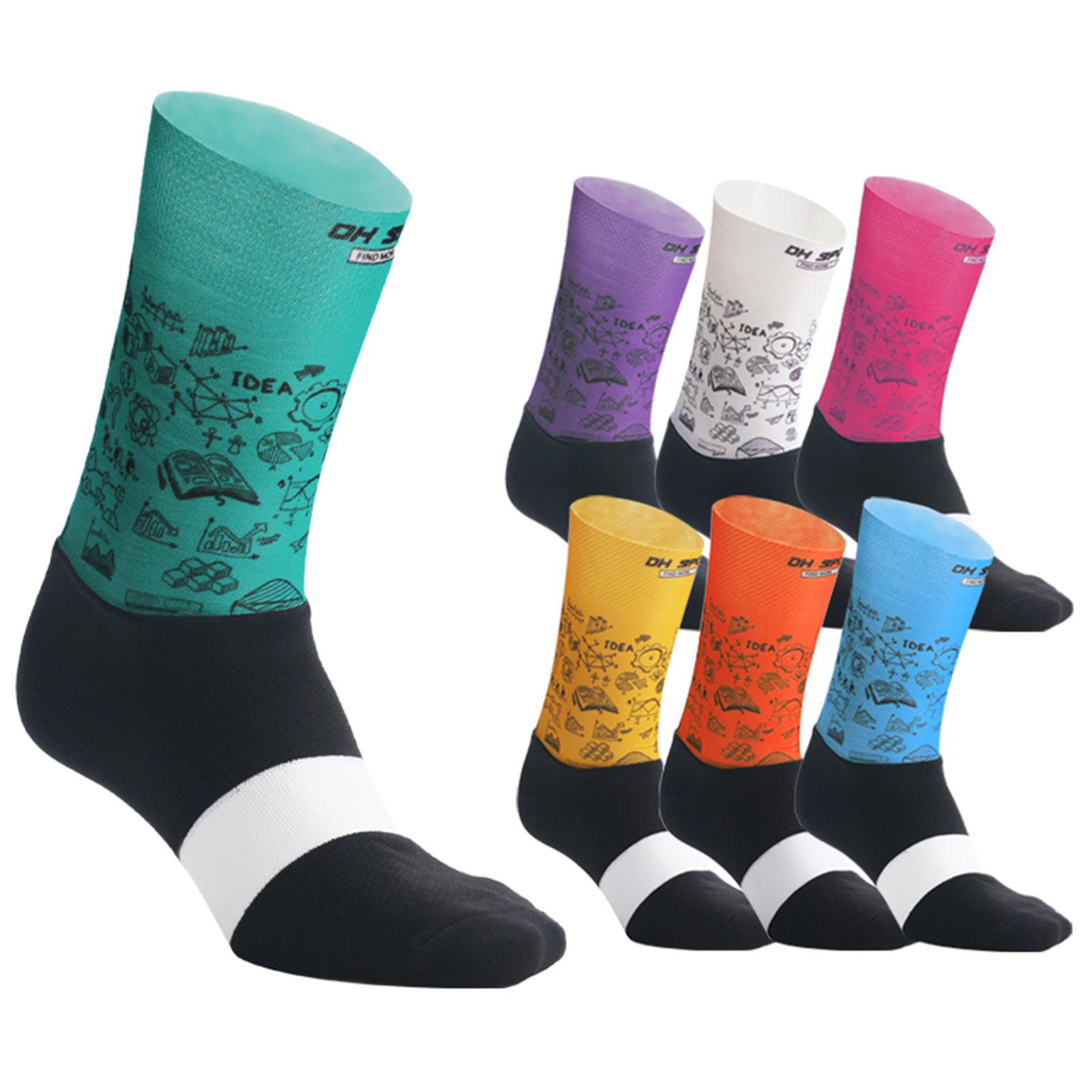 Vớ thể thao ngoài trời chất liệu vải thoáng khí, thoát ẩm, sử dụng thoải mái