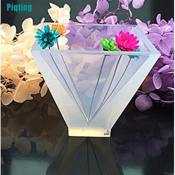 Khuôn Resin Kim Tự Tháp 6 Cm - Trường Thịnh Sài Gòn