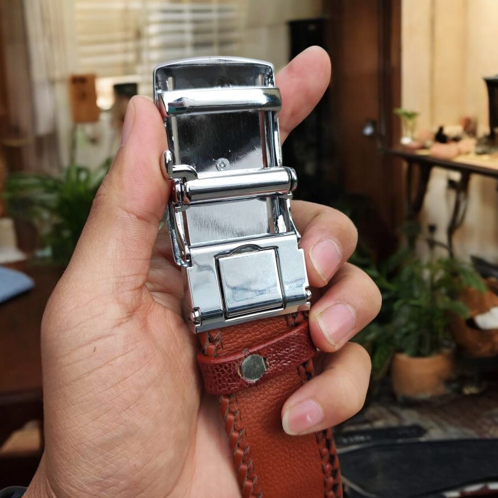 Nịt Da Cá Sấu Gai Liền Đan Viền Thủ Công N33ND1 (mặt bạc)