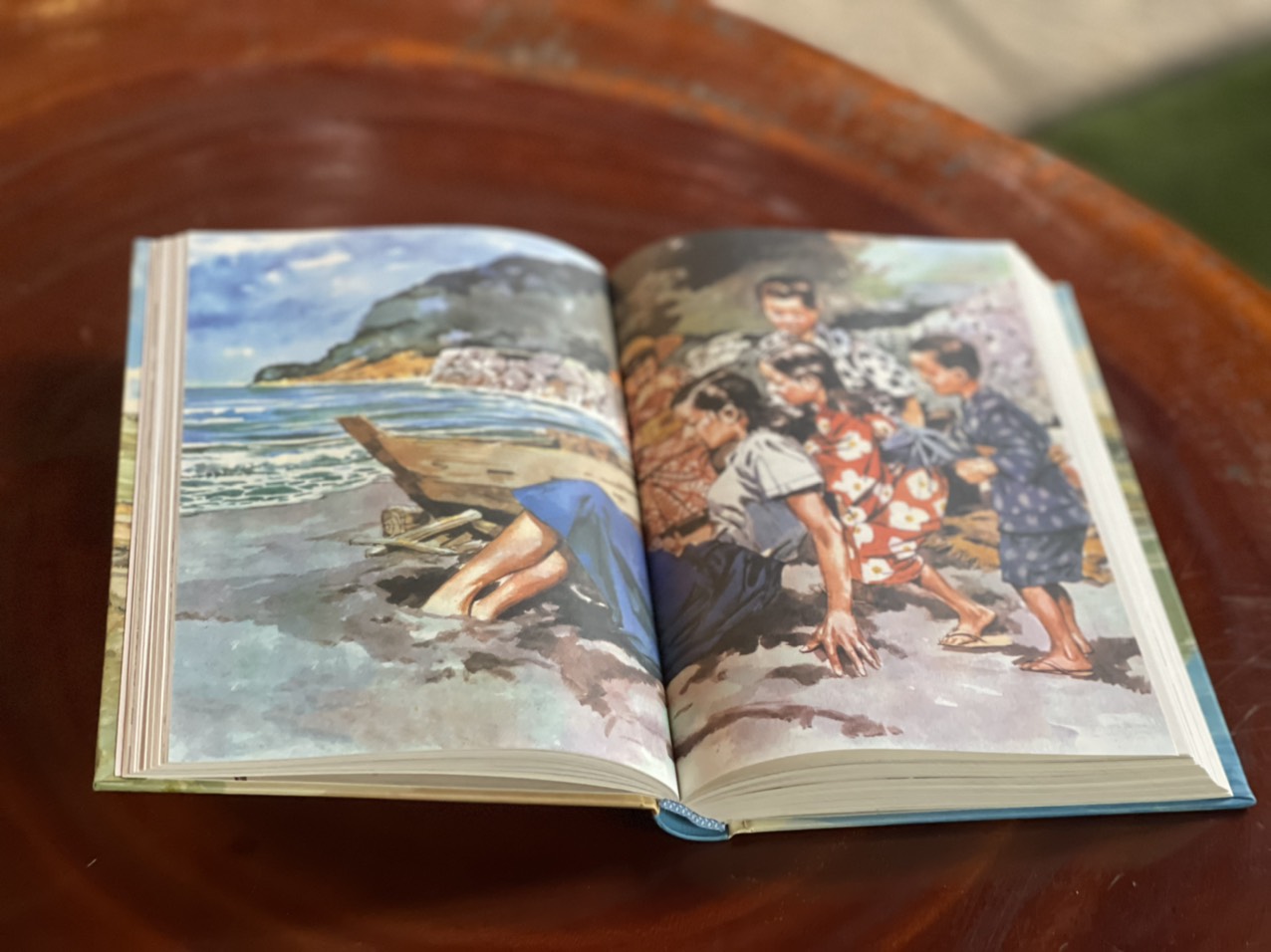 HAI MƯƠI TƯ CON MẮT- Sakae Tsuboi – Nguyễn Hải Hà dịch – Phuc Minh Books – NXB Văn Học