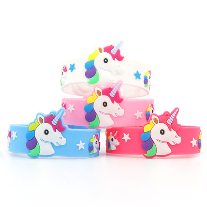 Vòng tay Unicorn hottrend cho bé gái bằng nhựa mềm đủ màu sắc – J045