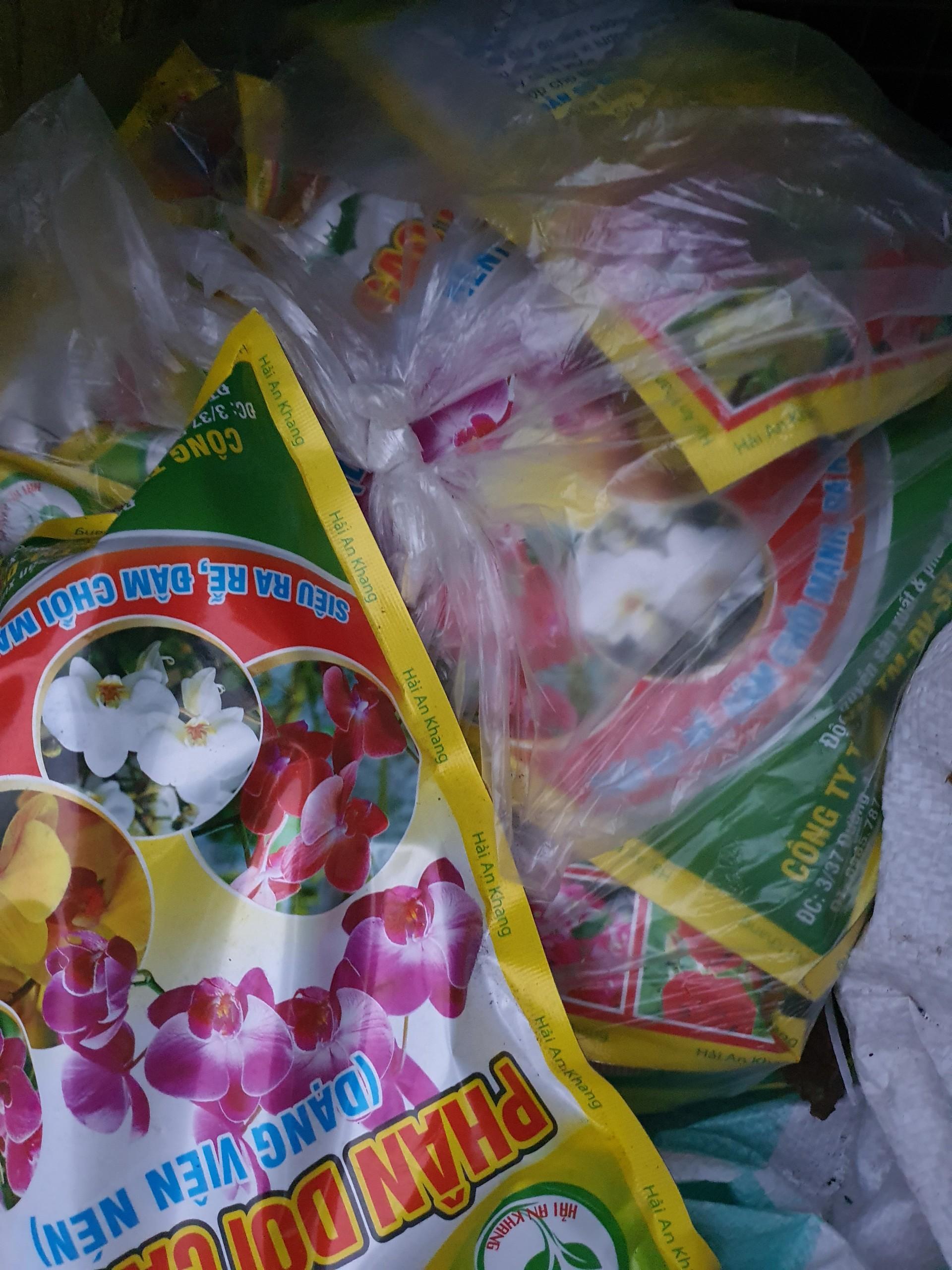 Phân Dơi Cao Cấp Dạng Viên Nén 700g - Chuyên Dùng Cho Hoa Lan Hoa Hồng Cây Kiểng