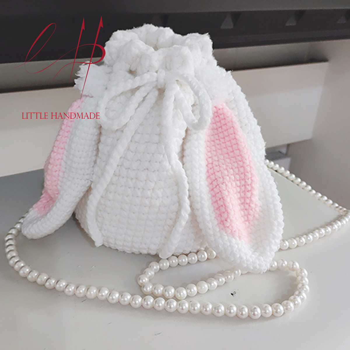Túi đeo chéo tai thỏ bằng len handmade