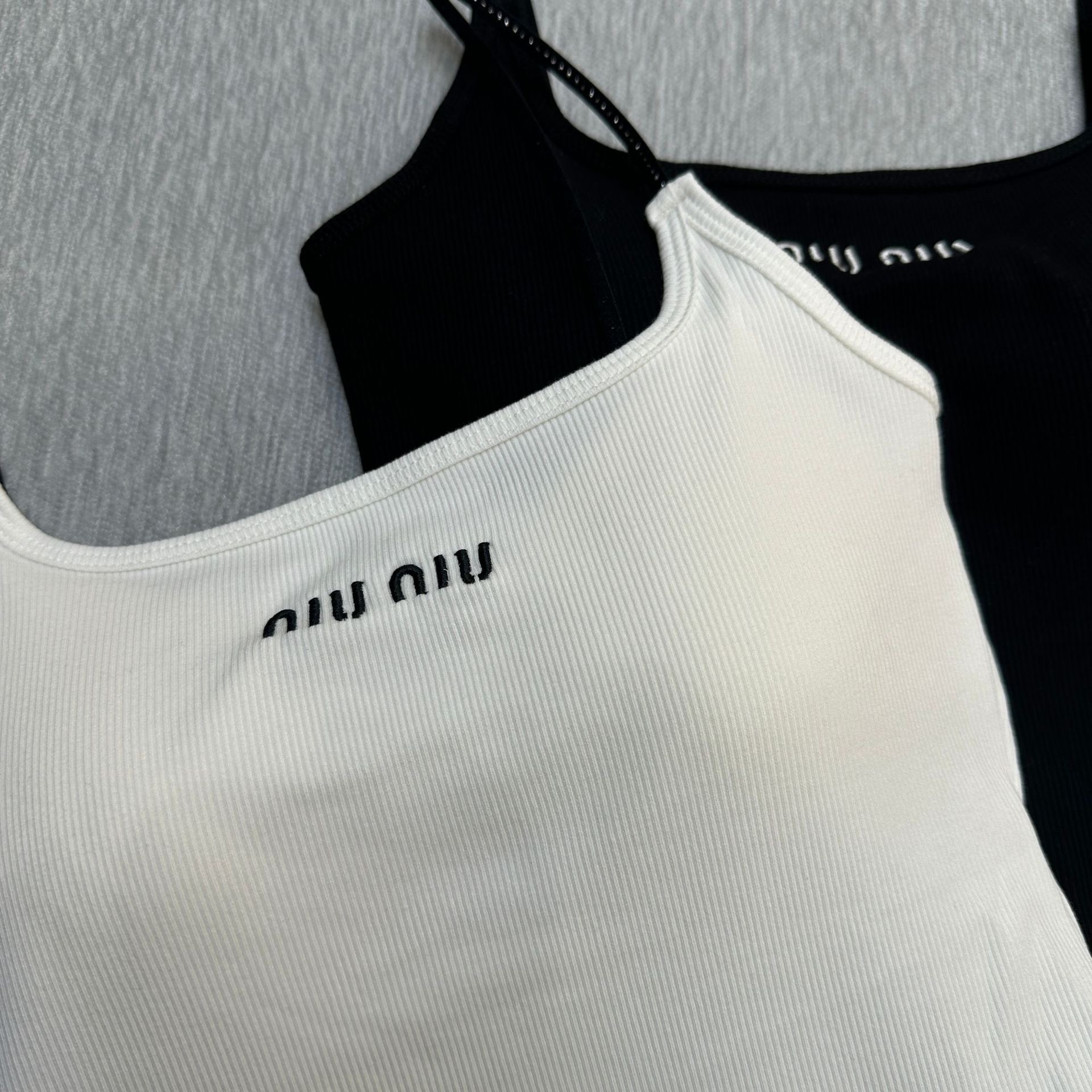 ÁO BRA THUN HAI DÂY SIÊU XINH DƯỚI 55KG DÀNH CHO NỮ