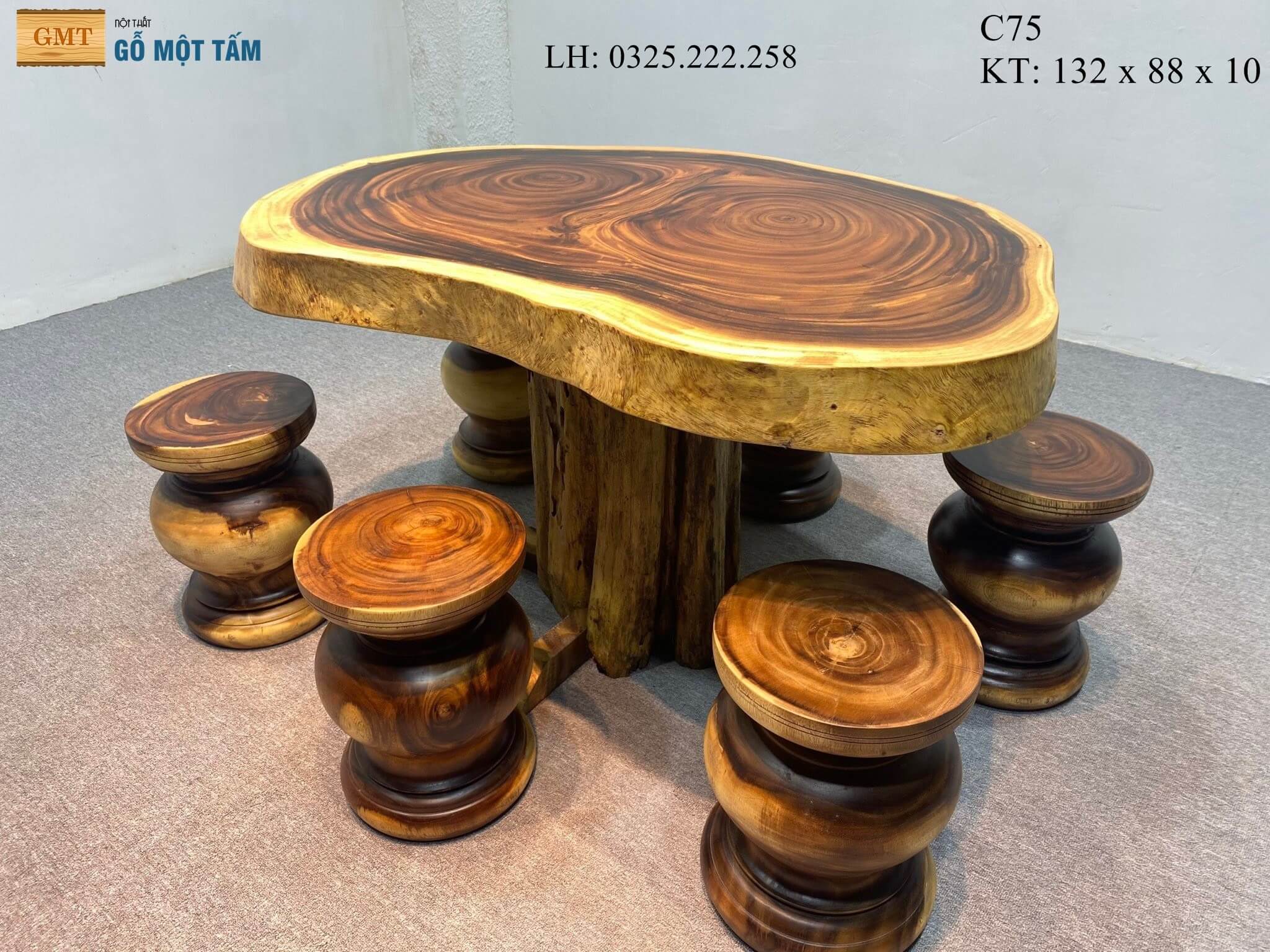 Bàn Sân Vườn Gỗ Me Tây, Bàn Cafe Gỗ Me Tây, Bàn Gỗ Me Tây Nguyên Tấm Dài 1,32m Rộng 88cm Dày 10cm