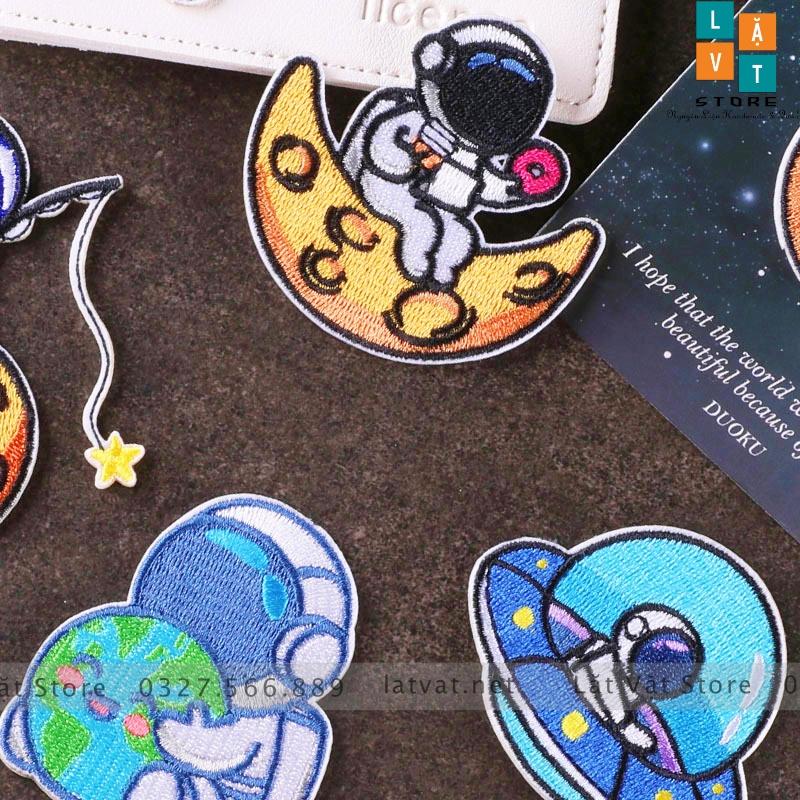 Patch ủi quần áo Phi hành gia vũ trụ 638 cực kì dễ thương, dán Vali, tủ lạnh, sticker dán quần áo.