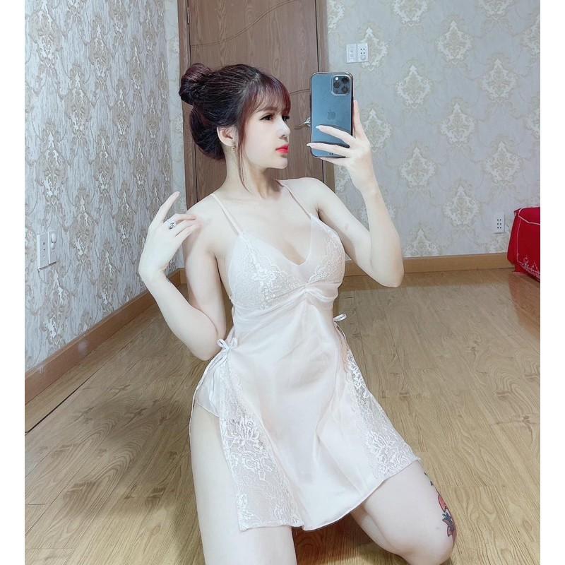 Váy ngủ ren xẻ tà 2 bên cực sexy