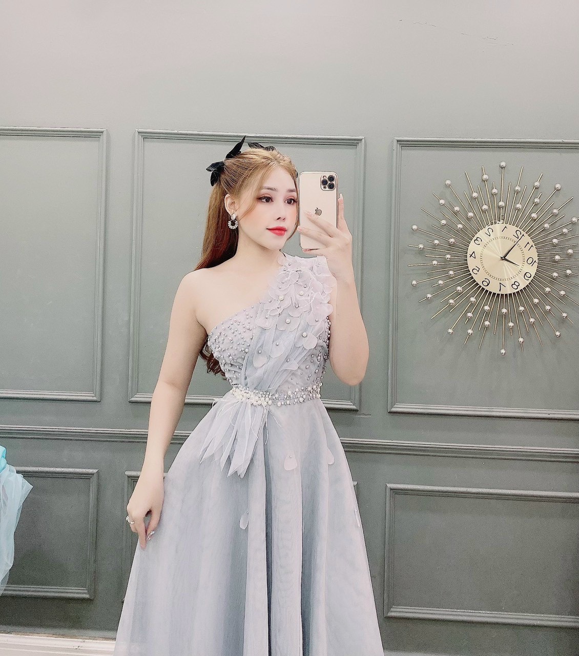 Đầm xoè dự tiệc lệch vai kết hoa nổi và cườm TRIPBLE T DRESS - size M/L - MS149V