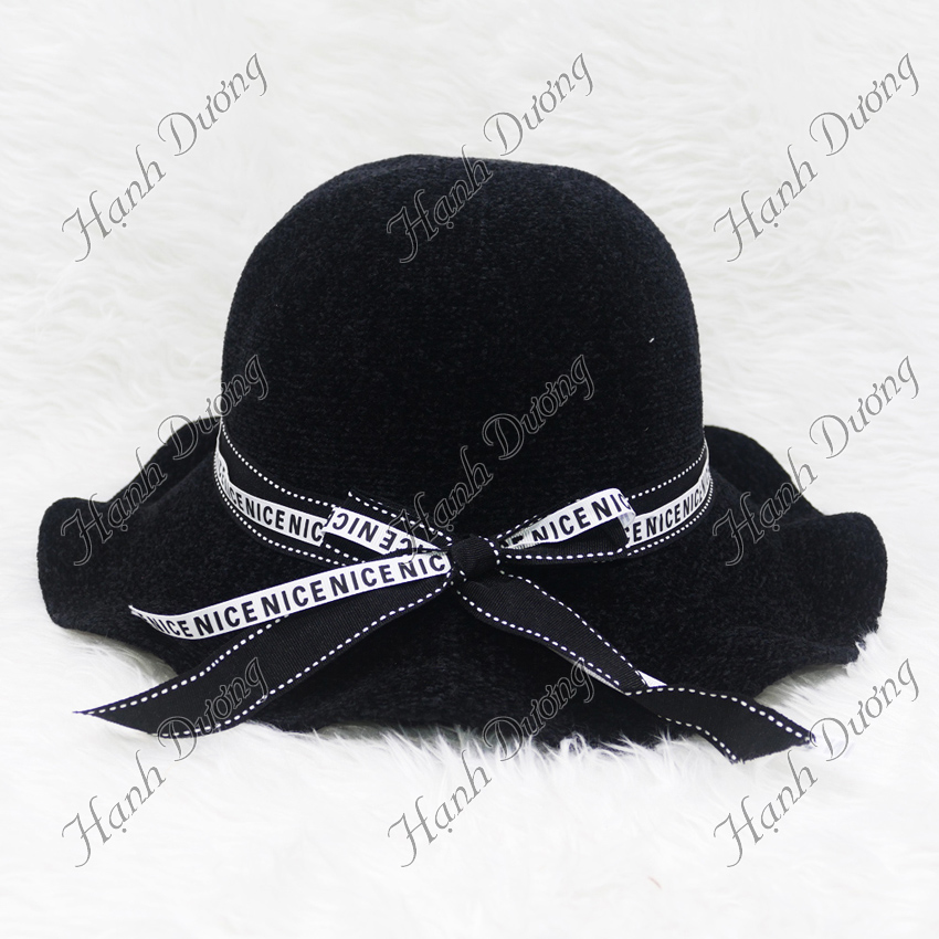 Nón rộng vành nhung thắt nơ Just for your và nice vành rộng 8cm, vành có độ ngợn sóng, phía trong có 2 dây rút