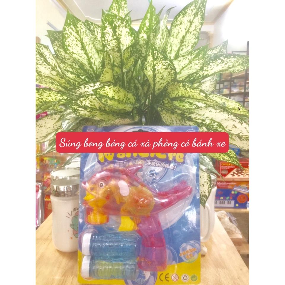 Bắn bong bóng xà phòng hình cá heo có bánh xe