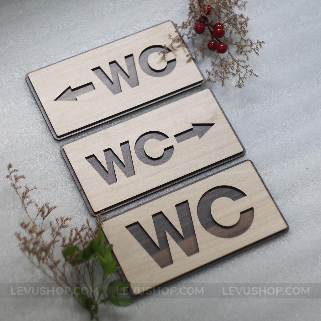 Bảng gỗ WC dán tường có mũi tên chỉ hướng nhà vệ sinh LEVU-TL06