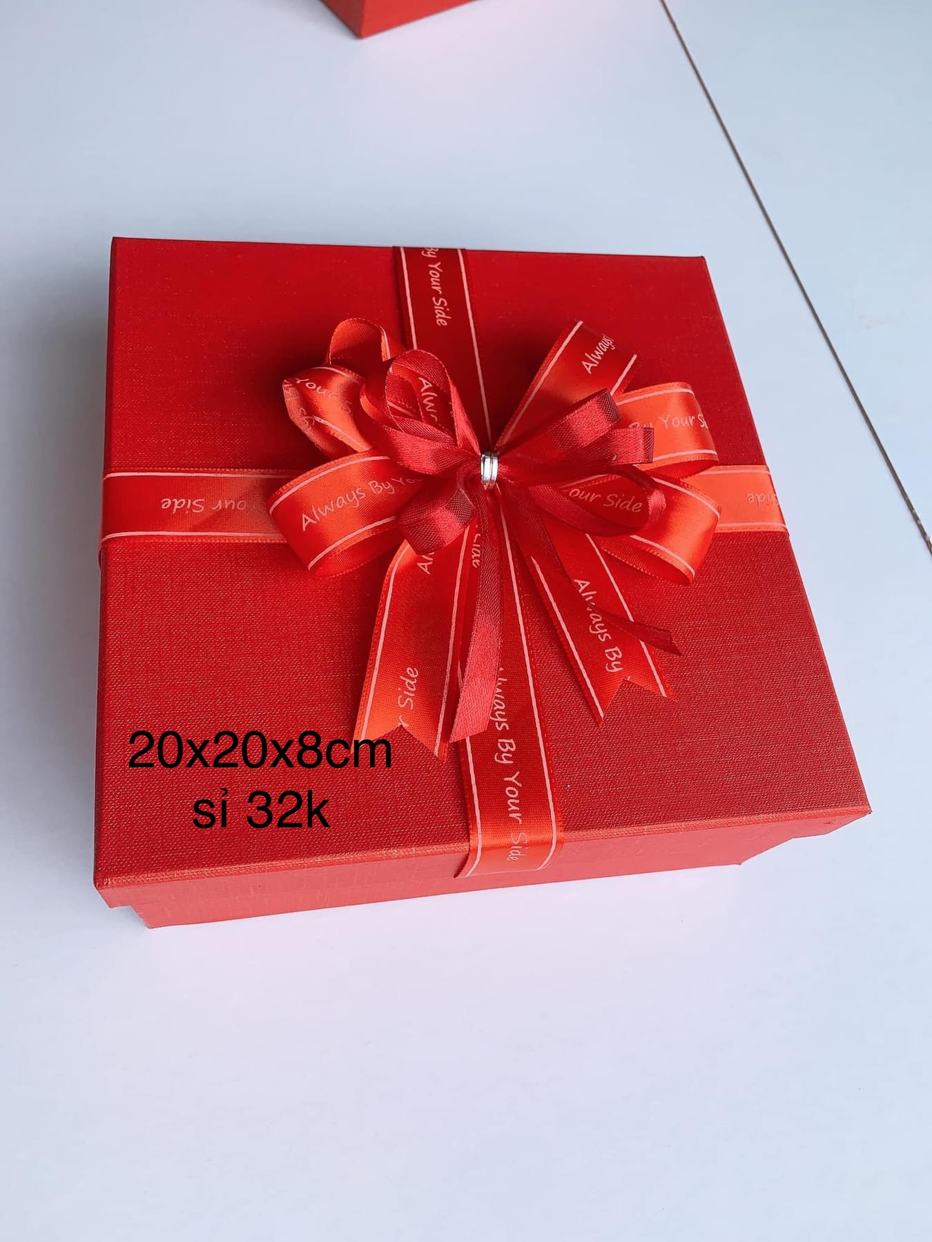Hộp quà tặng size bự, vuông 20 cao 8cm