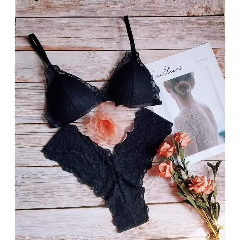 Bộ đồ bra hoa đỏ hàng thiết kế bằng chất ren đường may tinh tế và vô cùng quyến rũ