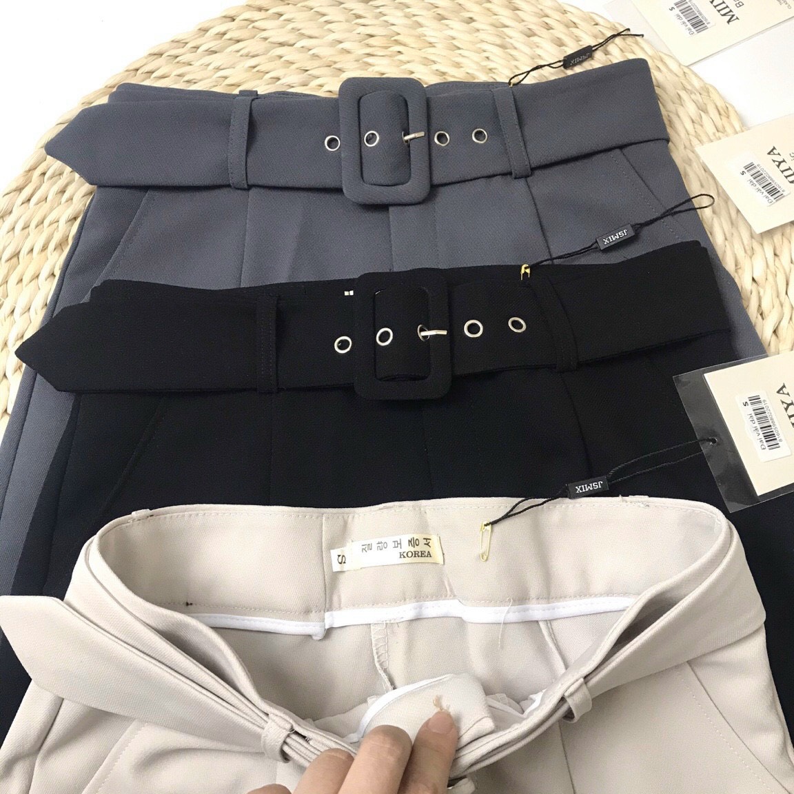 Quần tây nữ cạp cao kèm đai