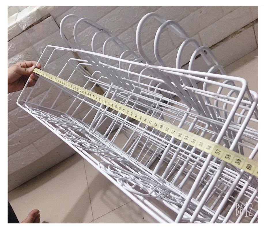 Combo 10 Giỏ Sắt Treo Chậu Hoa Ban Công Hình Chữ Nhật KT 56x18x15Cm - Màu Trắng + 10 Chậu/ Khay/ Máng Nhựa Trồng Rau, Trồng Hoa, Cây Cảnh Kích Thước 60X20X16Cm - Màu Trắng