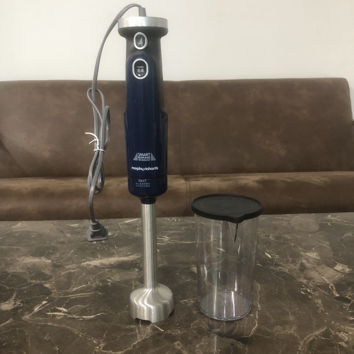 Máy xay sinh tố cầm tay 4 trong 1 Morphy Richards MR6006, công suất 600W, tích hợp 8 tốc độ quay cùng chế độ Turbo, dung tích cối chứa 500ml- Hàng chính hãng