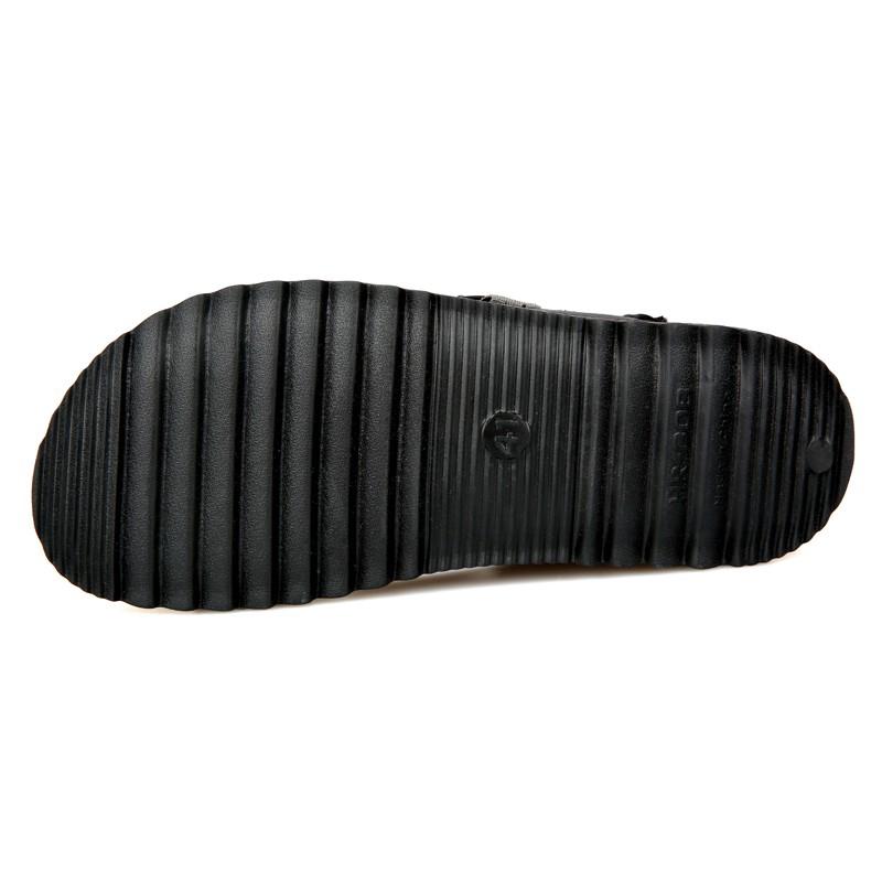 Giày sandal nam đi biển phong cách Hàn Quốc