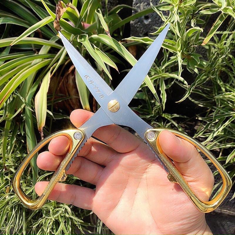 Kéo cắt đa năng Nhật, rất bền, thép không rỉ, sắc bén, cầm rất đầm tay, rất chất lượng
