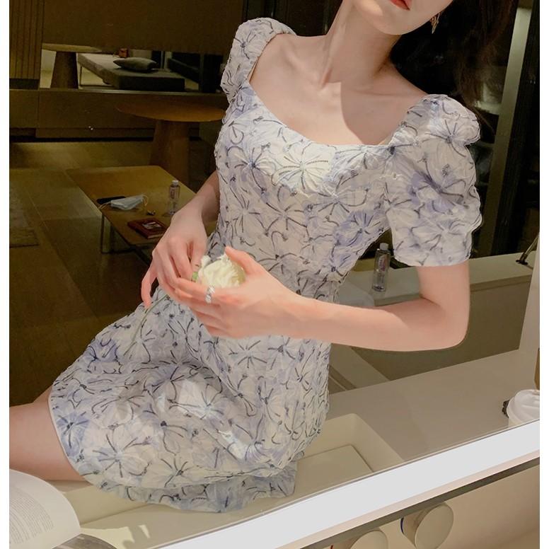 Đầm hoa đại cổ vuông dáng ngắn