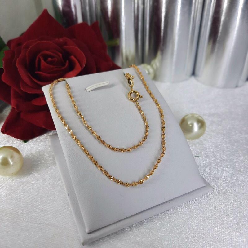 Dây chuyền xoắn mì bền màu khắc ký hiệu 18k