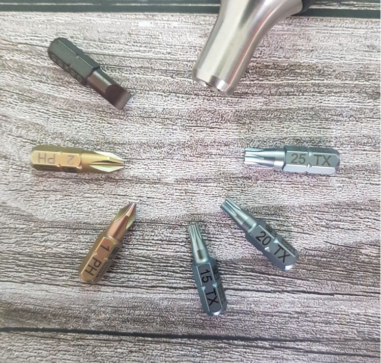 Tô Vít Stubby Đảo Chiều Gồm 6 Bits Precision- PB Swiss Tools PB 8453.R-30