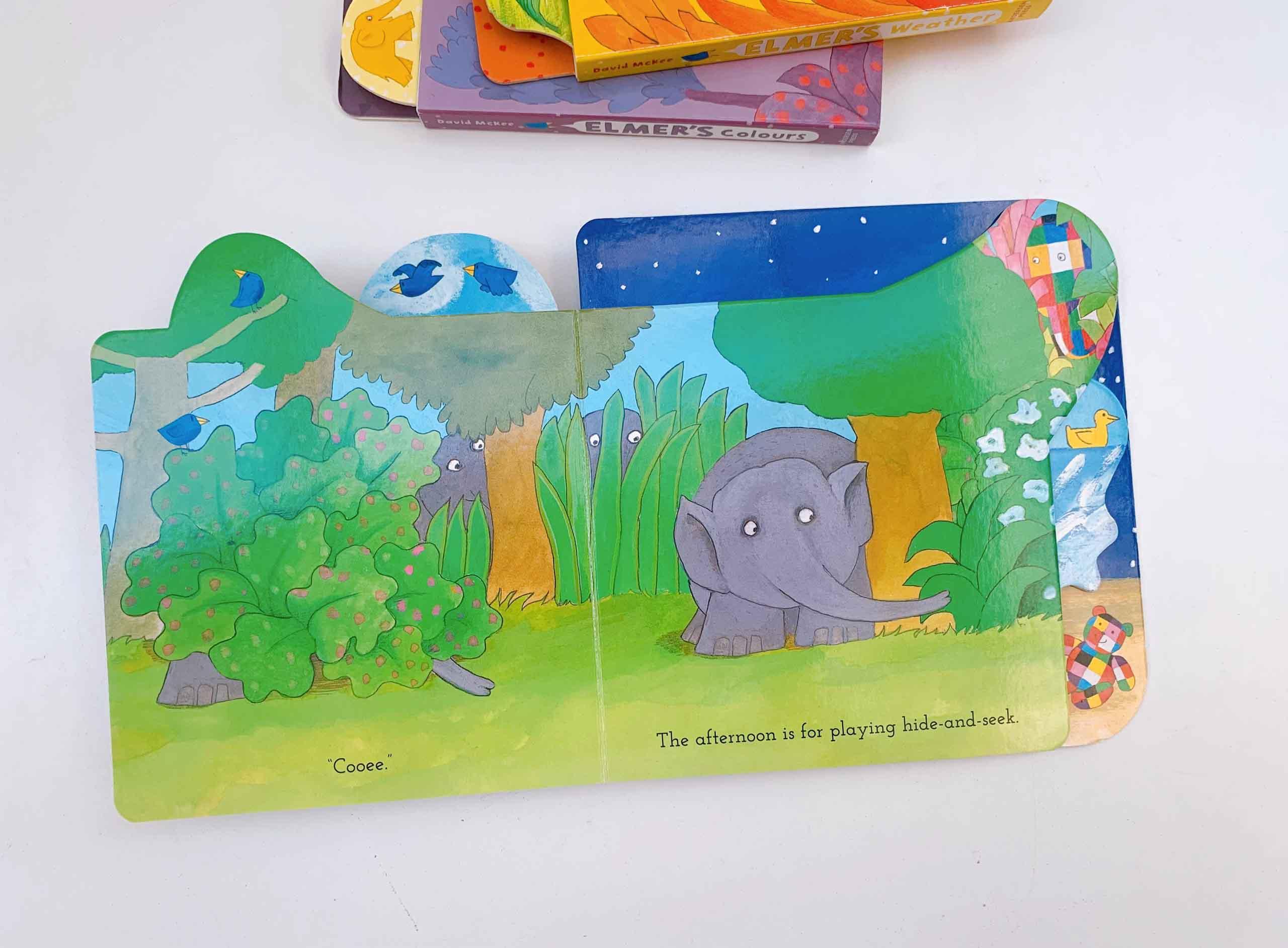 Elmer's Day: Tabbed Board Book : Tabbed Board Book