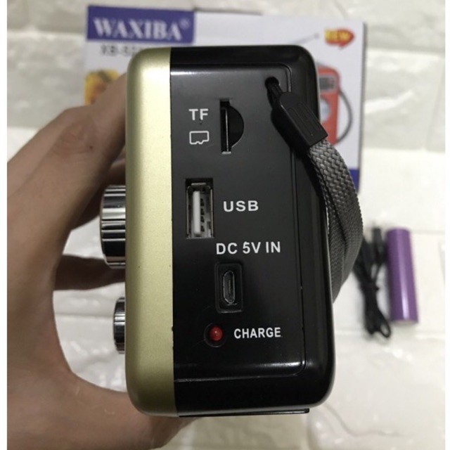 COMBO Đài USB THẺ NHỚ NGHE NHẠC WAXIBA XB-521URT RADIO AMFMSW LOA TO X-BASS CÓ ĐÈN PIN và Thẻ Nhớ 8G đã chép kinh GIAO MÀU NGẪU NHIÊN HÀNG CHÍNH HÃNG