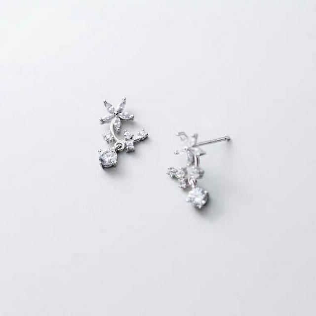 Khuyên Tai Bạc Ý s925 Gắn Đá Zircon Lạ Mắt G5671 - AROCH Jewelry