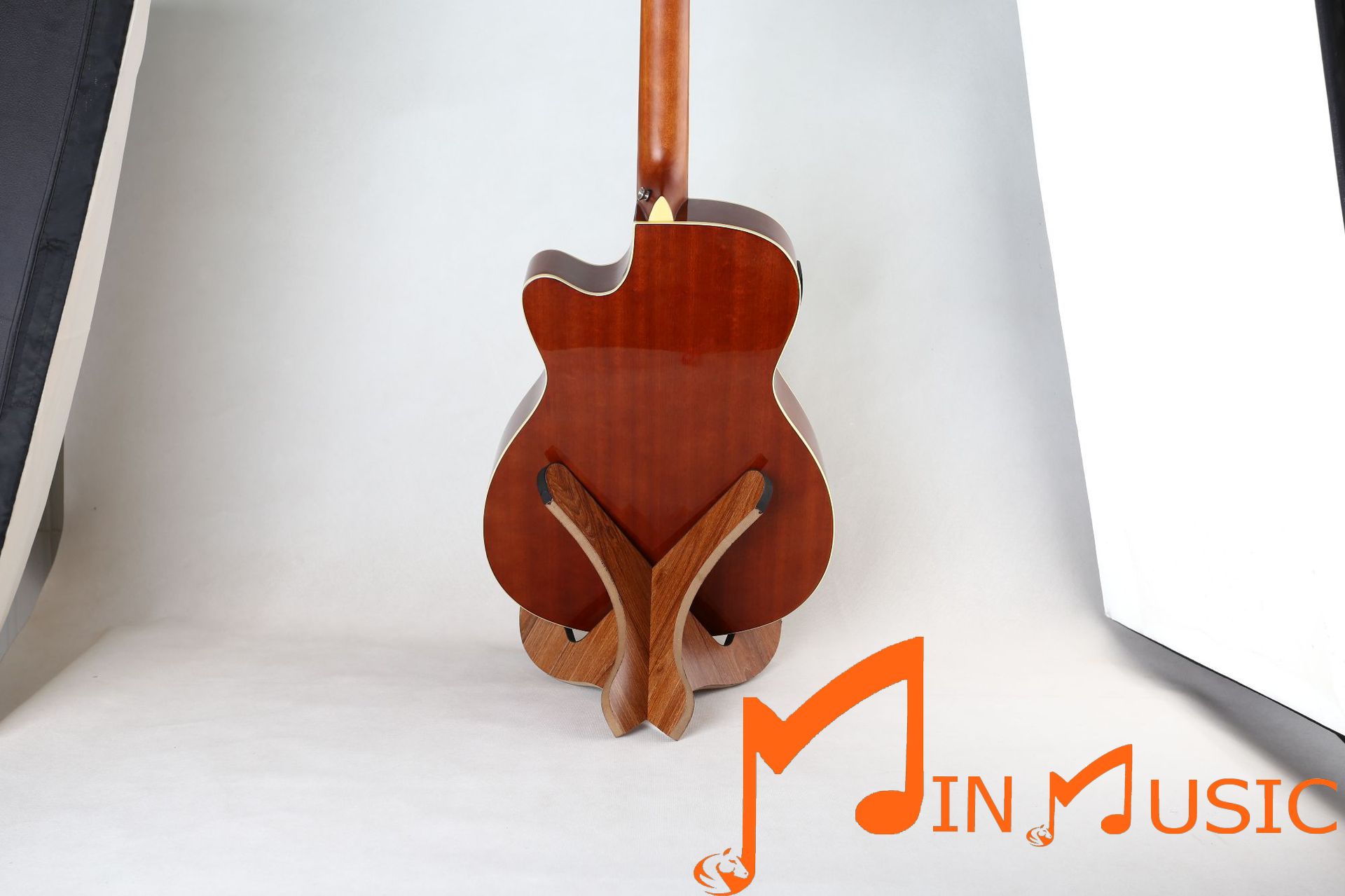 Chân để đàn guitar Loại bằng gỗ /có thể gấp gọn dễ mang vác