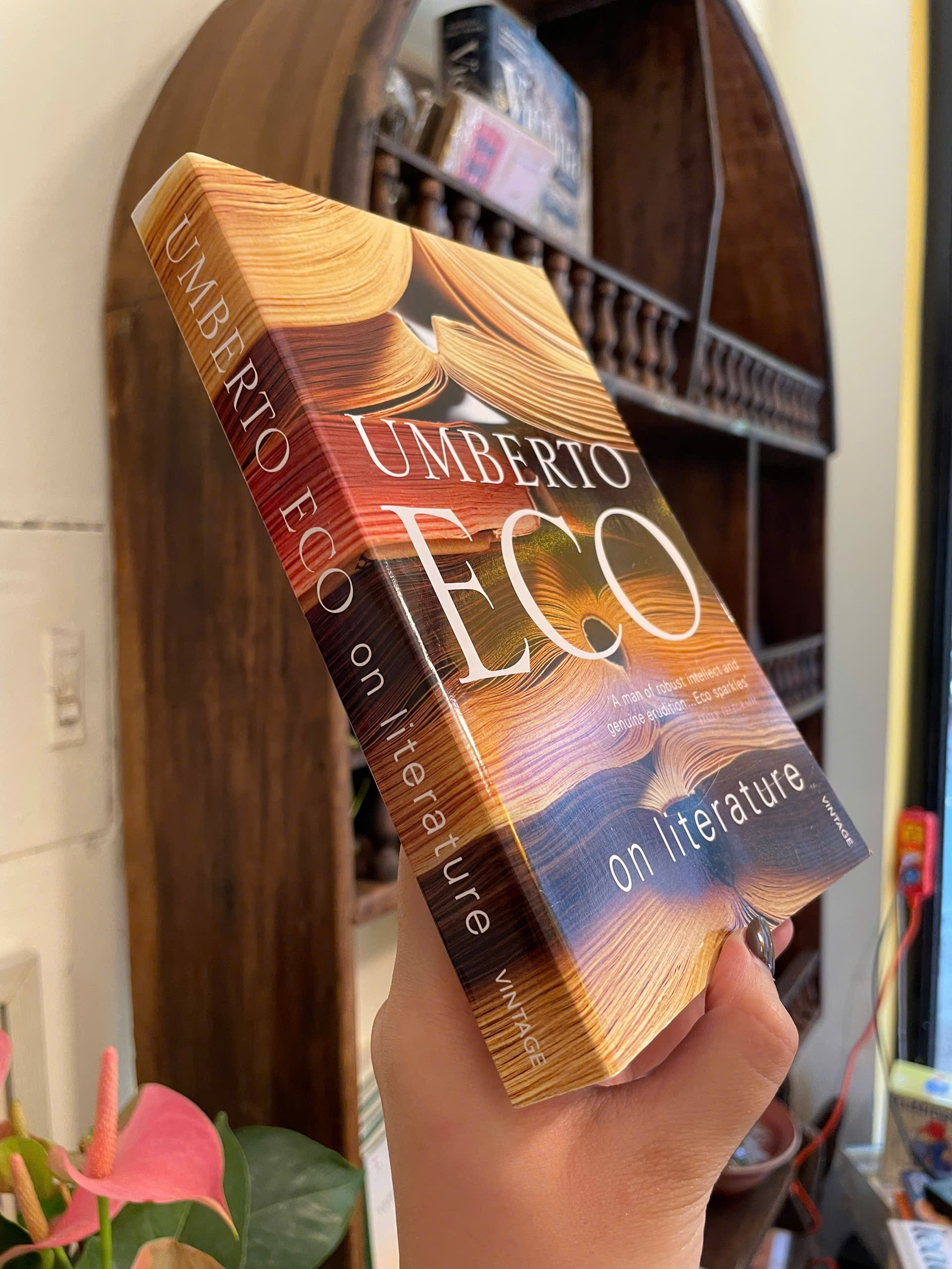 Sách - On Literature by Umberto Eco | Literary Criticism / Phê bình &amp; Lý thuyết Văn học / Ngoại văn