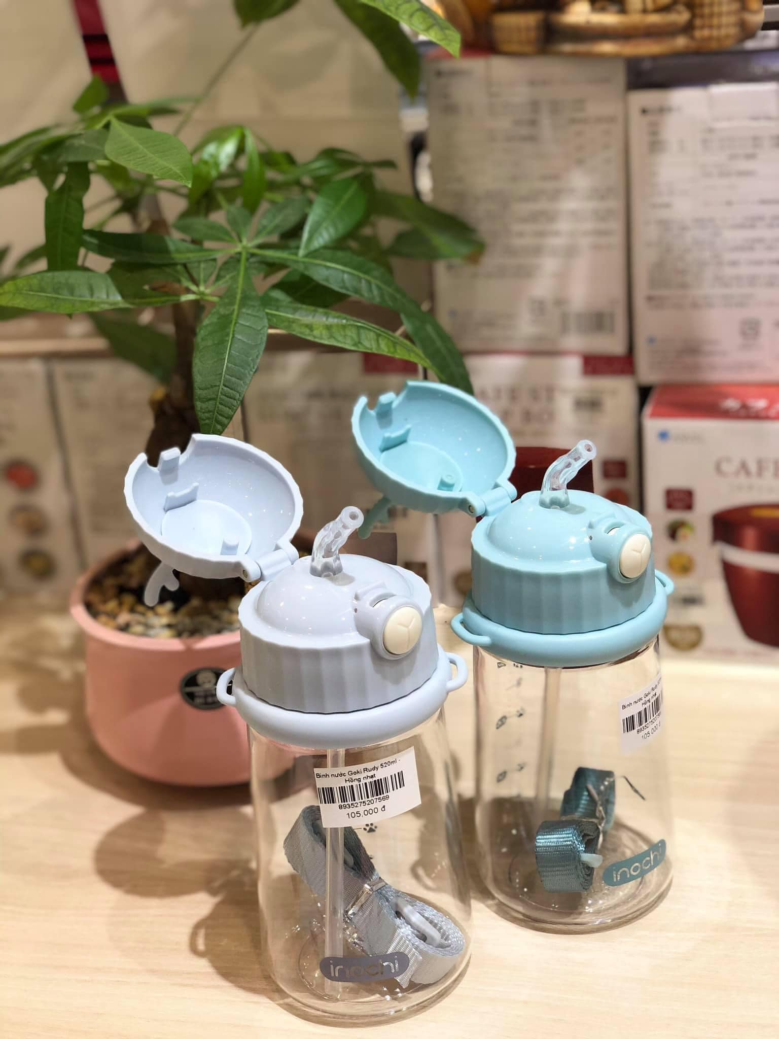 Bình nước có ống mút, có dây đeo Goki Rudy 450ml nắp xừng hươu ngộ nghĩnh - Hàng xuất Nhật