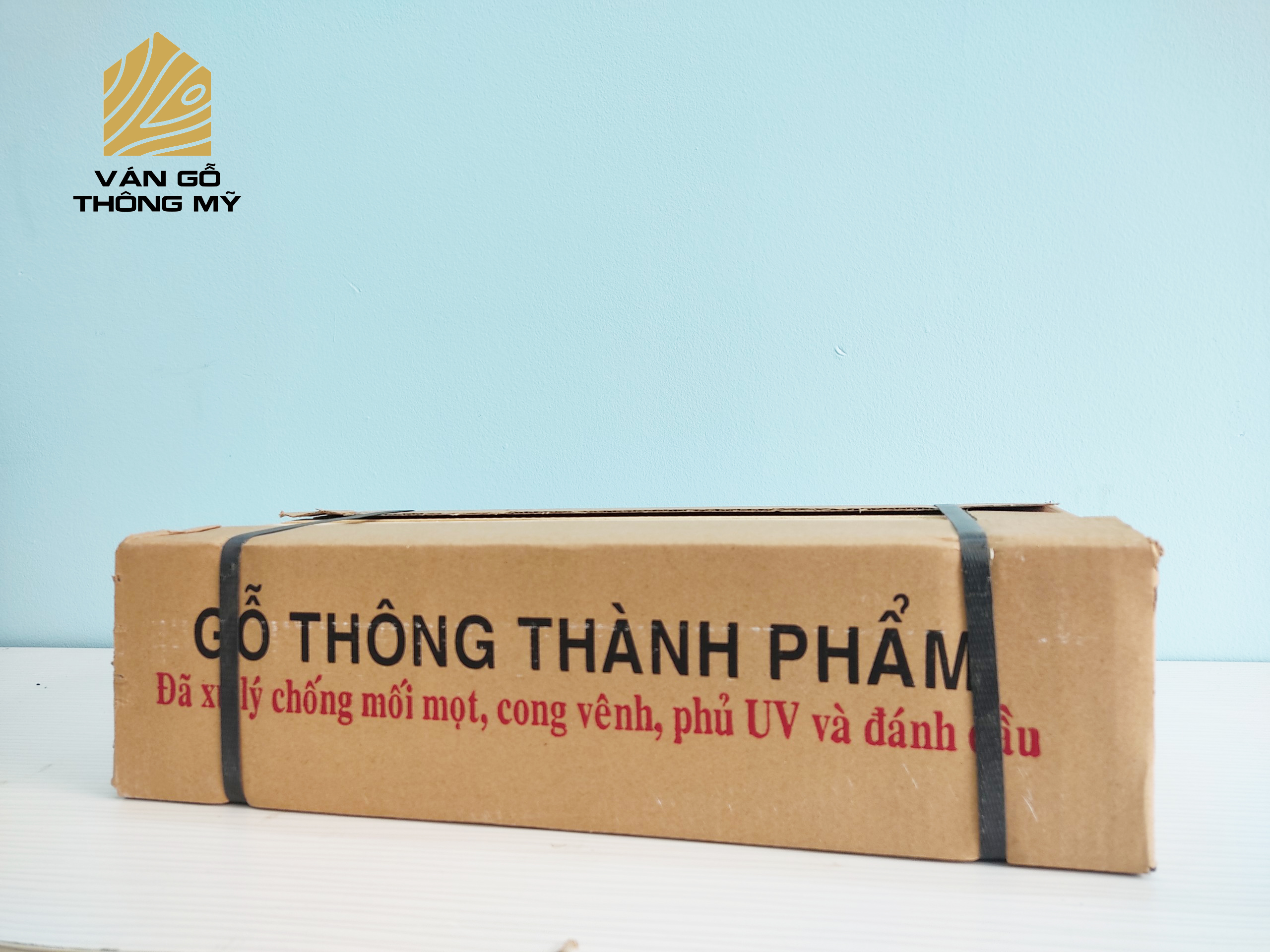 Ván Gỗ Thông Suôn Thẳng