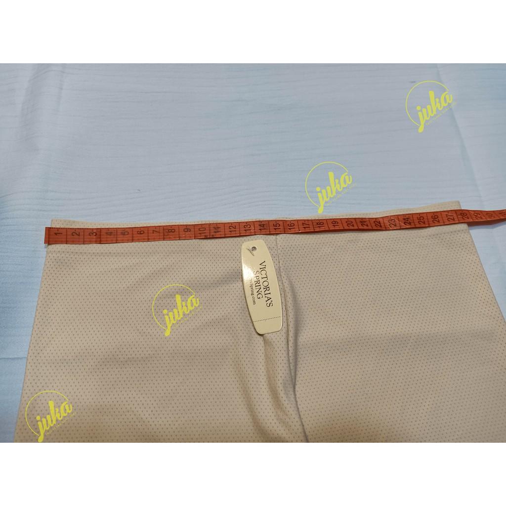 Quần đùi mặc trong váy