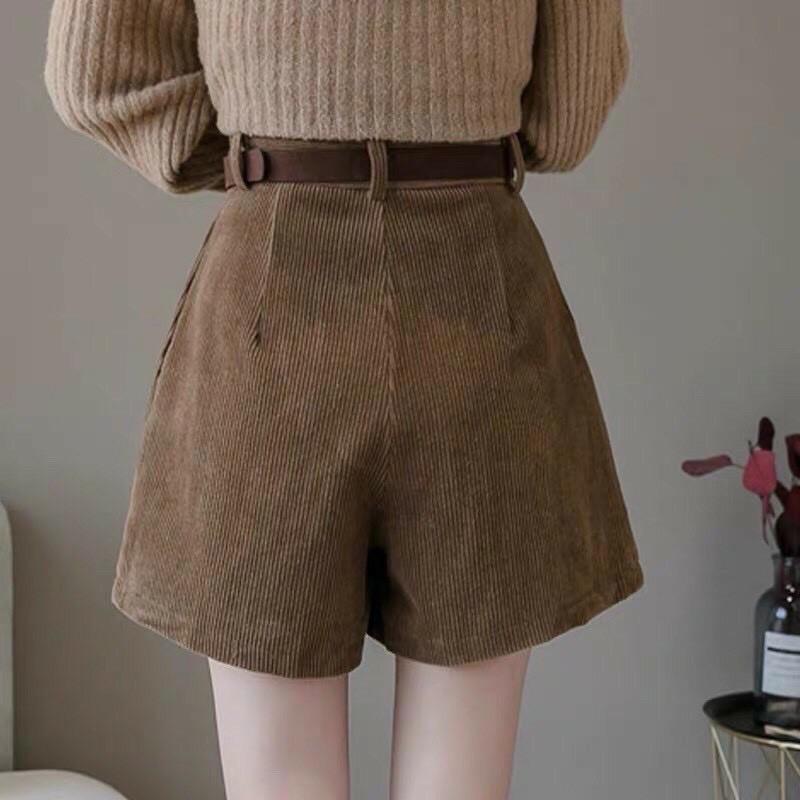 Quần short nhung tăm siêu hot chất vải mềm nhẹ thời trang Banamo Fashion quần short nhung tăm 651