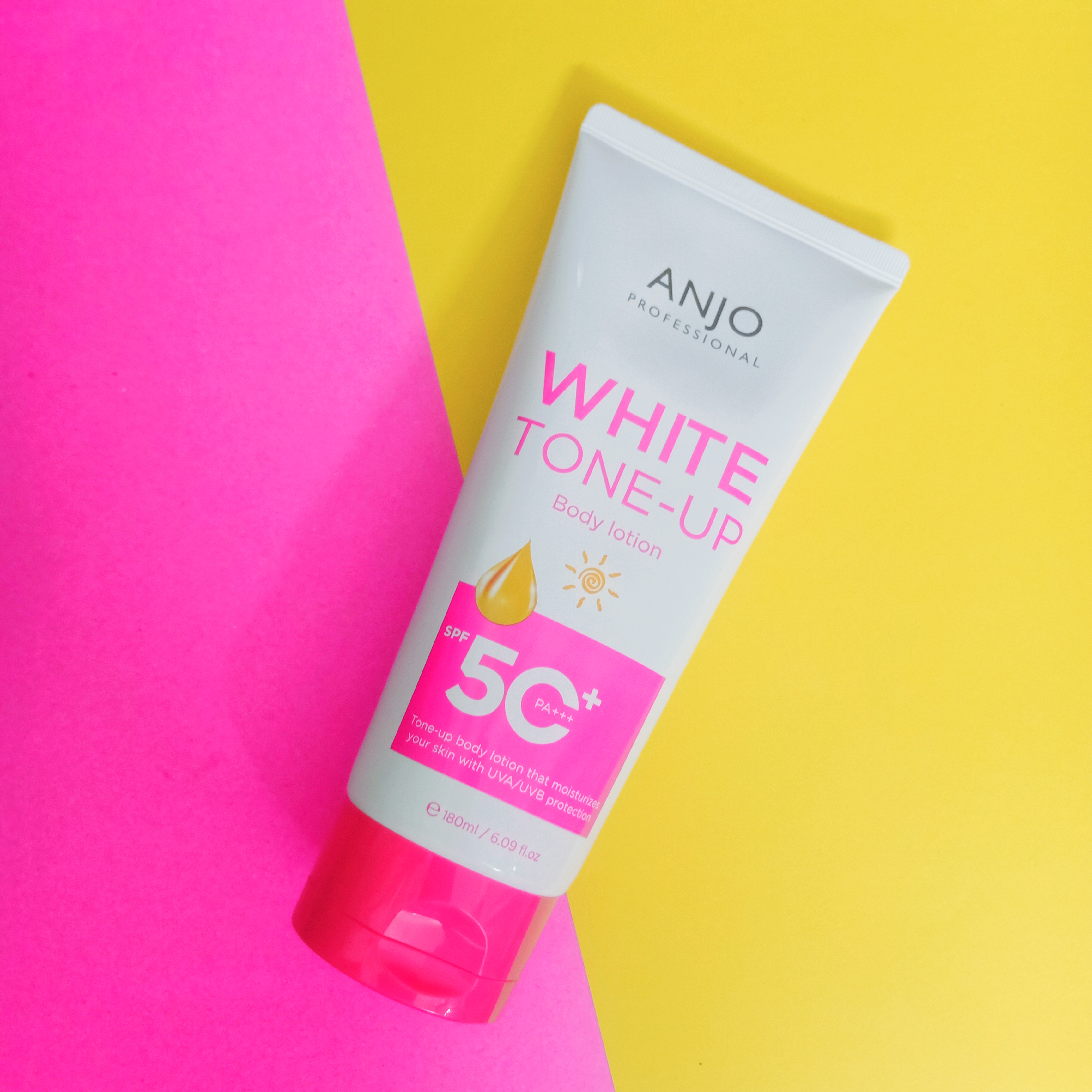 DƯỠNG THỂ NÂNG TONE TRẮNG DA, CHỐNG NẮNG TOÀN THÂN TINH CHẤT RAU MÁ ANJO PROFESSIONAL WHITE BODY TONE-UP BODY LOTION SPF50+ PA+++ (180ml)