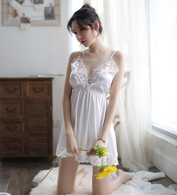 Váy ngủ lụa thái ren ngực - Màu trắng