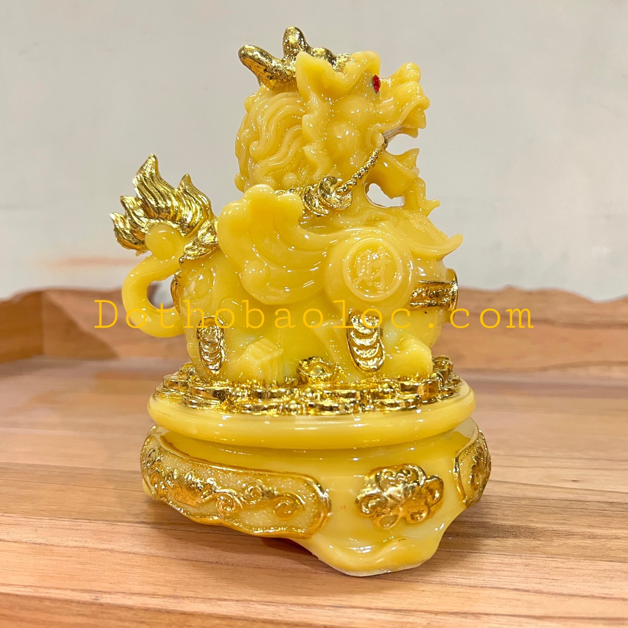 Com bo Tượng Tỳ Hưu phong thủy và tượng thiềm thừ phong thủy để bàn thờ thần tài hoặc bàn làm việc