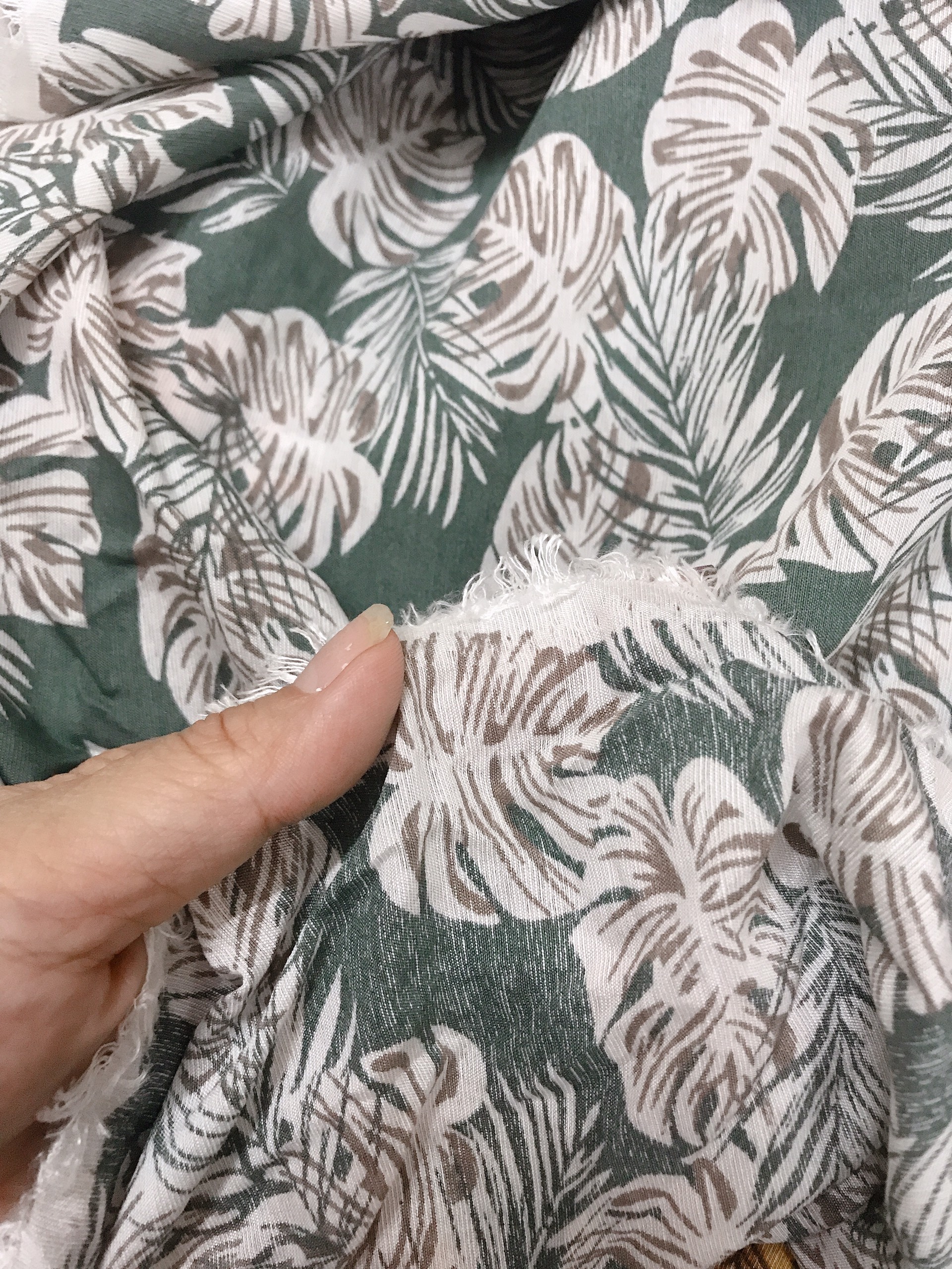 Vải đũi tơ Thái mềm mỏng họa tiết lá rùa