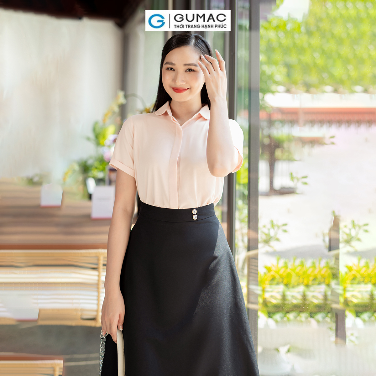Áo sơ mi nữ tay ngắn lai lật nẹp giấu nút công sở thanh lịch thời trang GUMAC AD07025