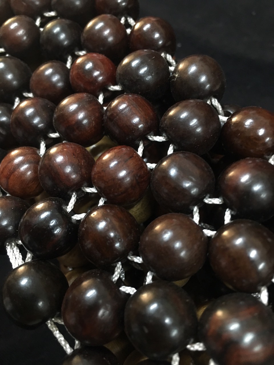 Chiếu Hạt Gỗ Mun Cao Cấp - Kích Thước 1,5mx1,9m hạt 1.2cm ( video , hình thật )