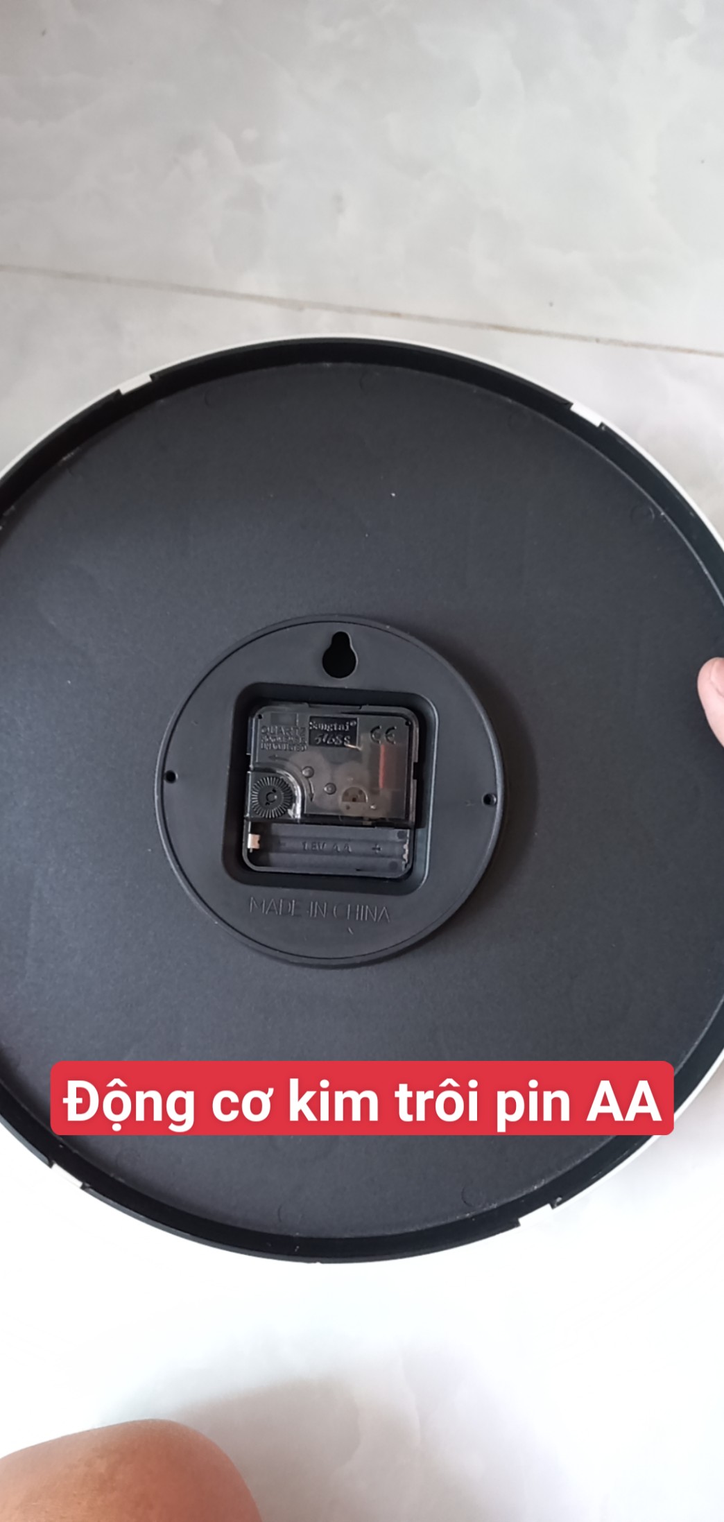 ĐỒNG HỒ TREO TƯỜNG KIM TRÔI MÀU HỒNG CAO CẤP