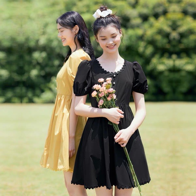 Váy xòe 2 mầu dư sịn