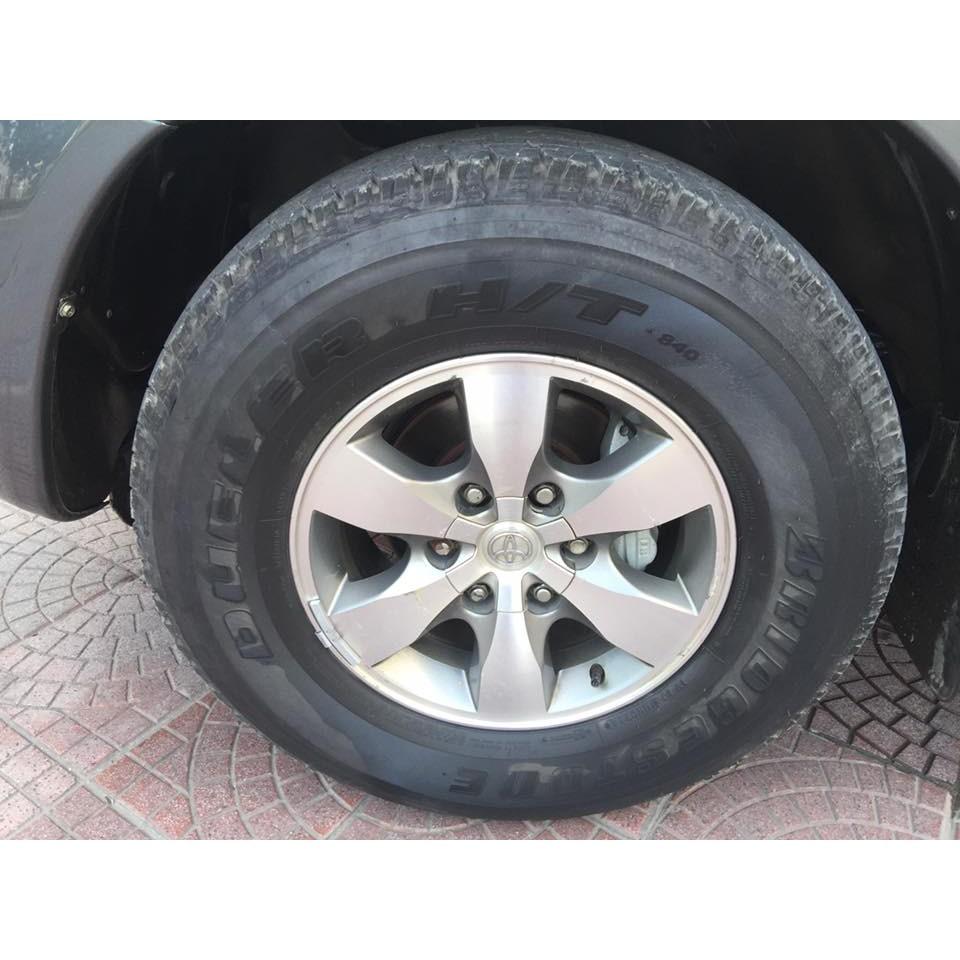 Logo chụp mâm, ốp lazang bánh sau xe ô tô TY-088 Toyota Fortuner 2005-2011 và Toyota Hilux 2008-2012