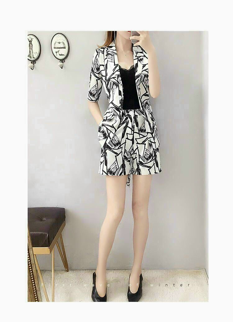 SÉT BỘ VEST HỌA TIẾT LẠ MẮT