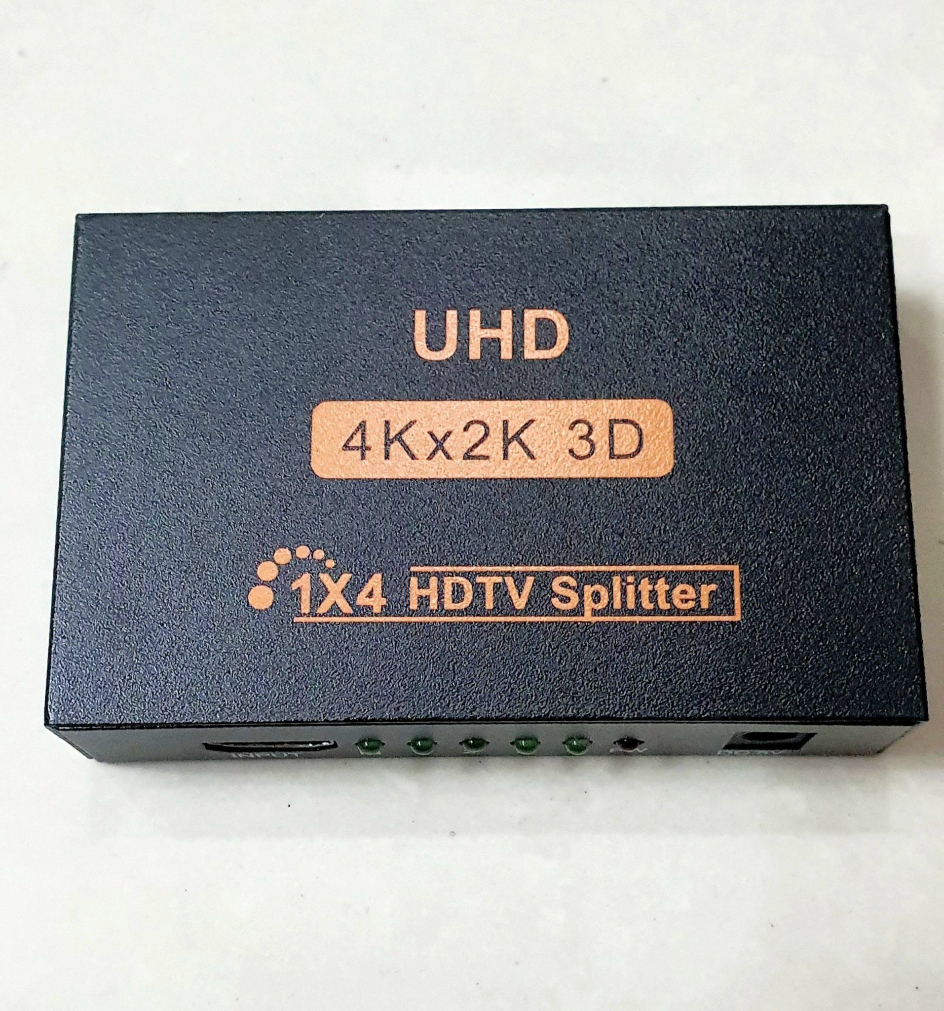 Bộ chia HDMI 1 ra 4 loại mạch ngắn